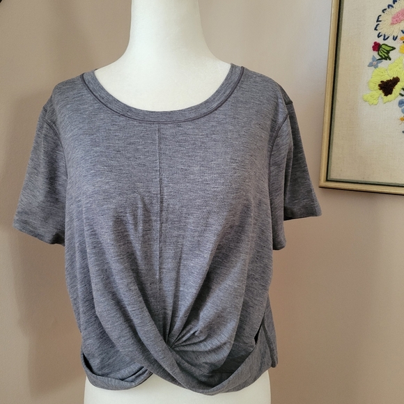 LULULEMON | DO IT DAILY SHORTSLEEVE - Picture 3 of 11